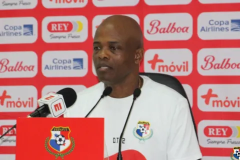 Dely Valdés convocó para enfrentar a Brasil