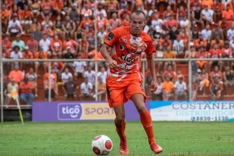 El jugador que se perdió su primera convocatoria a Costa Rica por no tener visa americana