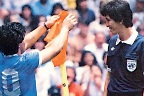 Berny Ulloa, el árbitro costarricense que tiene una anécdota curiosa con Diego Maradona