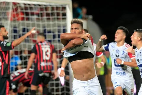 Costa Rica: ¿Marcel Hernández seguirá en Cartaginés? El cubano respondió de manera contundente