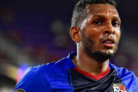 Alberto Quintero se presenta en los entrenamientos de la selección nacional