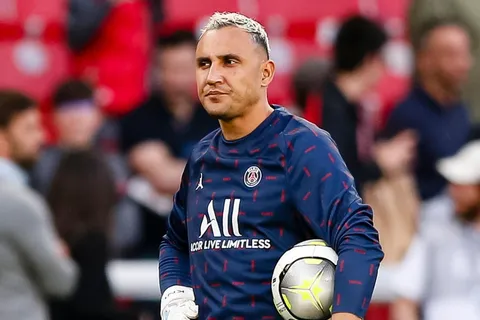 Medio francés asegura el futuro de Keylor Navas en el PSG