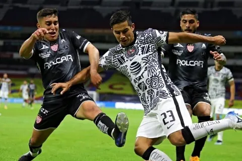 La curiosa anécdota de Antonio Chucho López con el Necaxa en el Estadio Victoria