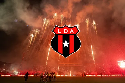 “Acuerdo final”: salió campeón con Alajuelense, lo limpiaron y ahora se confirmó su salto a Europa