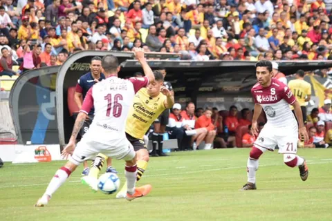 Saprissa cae goleado 6-2 ante Morelia de México