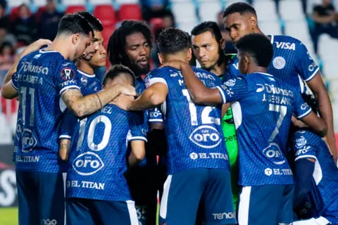 "Fichado con éxito": salió de Motagua porque nadie lo quería y firma por el club menos pensado