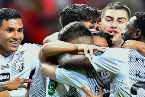 Herediano eliminó a Toluca al remontarle la serie en México (VIDEO)
