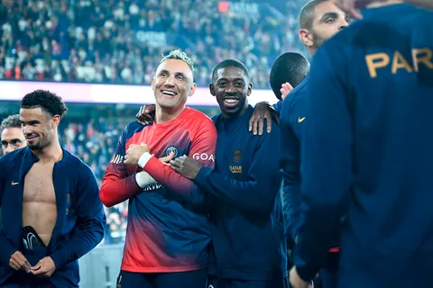 Compañeros de Keylor Navas en PSG serán investigados por cánticos hostiles