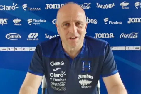 Fabián Coito insiste en que hubiera querido otro rival para Honduras