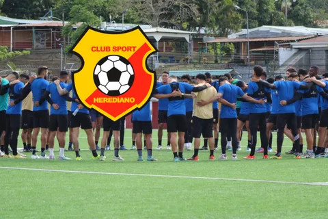 Limpieza en Herediano: Altamirano y qué jugadores se irían tras la eliminación ante Alajuelense