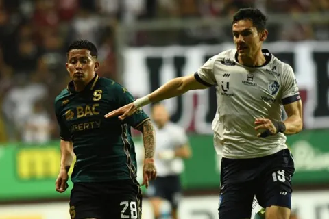 Saprissa y Cartaginés es opacado por el gobierno.