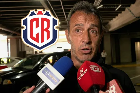 Bocha Batista aterrizó en Costa Rica y se refirió a la gran pregunta: ¿habrá un tico en su cuerpo técnico?
