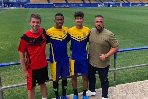 Otro panameño más se marchó al fútbol de España