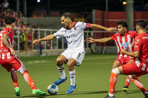 ¿Alargue o directo a penales? Qué sucede en caso de empate en la final de Copa Centroamericana entre Alajuelense y Real Estelí
