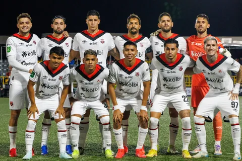 Alajuelense ya conoce a su rival para los octavos de final de la Concachampions