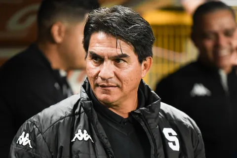 Vladimir Quesada respaldó a Mariano Torres.