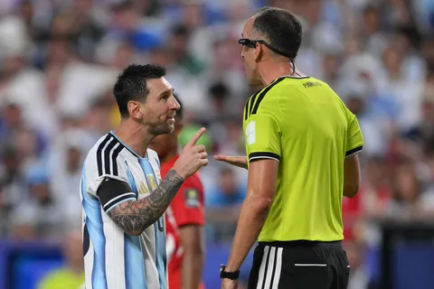 Escándalo confirmado: la IFAB admite el grave error del VAR que favoreció a Argentina en el Mundial 2026