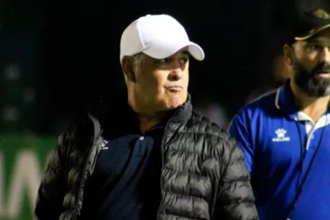 Willy Olivera no quedó contento con el empate de Comunicaciones ante Cartaginés