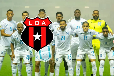En Alajuelense no lo vieron venir: Jerry Palacios comparó a Jorge Álvarez con un jugador que enfureció a Machillo Ramírez