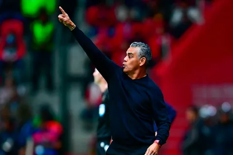 Pity Altamirano reveló las palabras que les dijo a sus jugadores para que Herediano remontara a Toluca