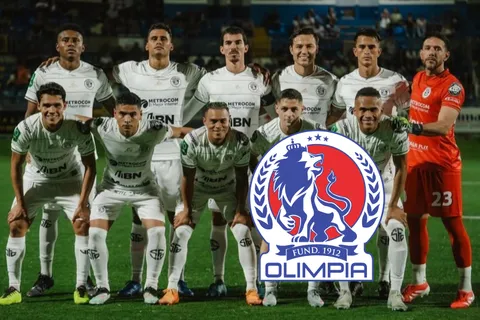 No es como en Olimpia: Carlos Pineda sufre primer revés en Costa Rica