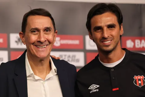 Bryan Ruiz habló sobre la etapa de Guimaraes en la Sele. (Foto: LDA)