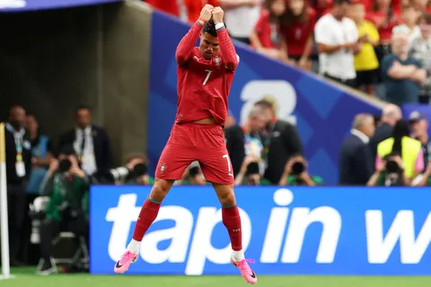 Cuántos goles le faltan a Cristiano Ronaldo para llegar a los 1000 tras marcar en Portugal vs. Uzbekistán por el Mundial 2026