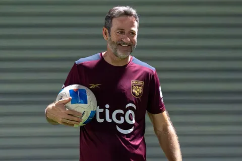 "Dar la cara": Thomas Christiansen recibe fuerte crítica por polémica decisión previo al Panamá vs Guatemala