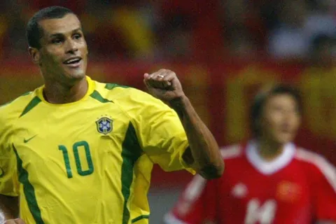 Rivaldo junto a las “leyendas del mundo” ya están en Guatemala