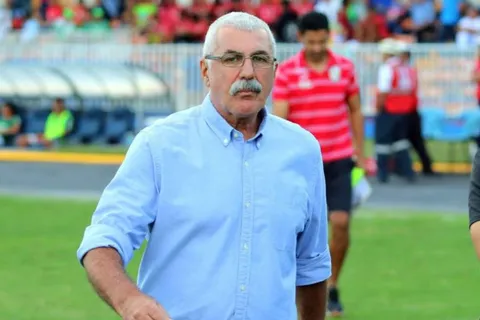 Keosseián asegura que Marathón es un equipo sin confianza