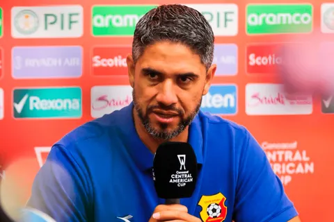 Nueva oferta: Pablo Salazar recibe la noticia que cambia su futuro tras ser echado de Herediano