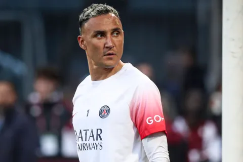 "En carpeta": la decisión que podría terminar con Keylor Navas en un grande de Sudamérica