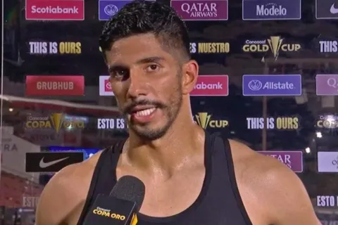 Gerardo Gordillo al borde de las lágrimas al enterarse que El Pescadito Ruiz celebró su gol en Copa Oro