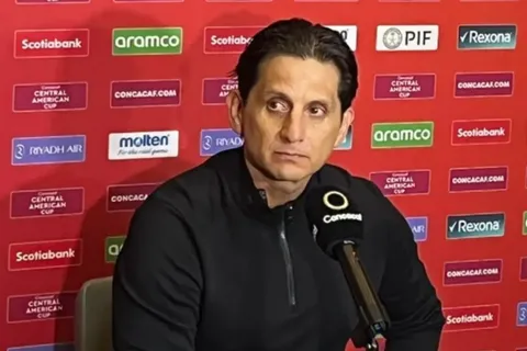 Ronald González y Comunicaciones reciben la noticia que tanto esperaban