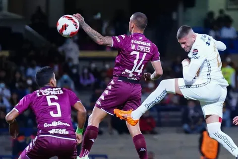 Pumas vapuleó al Saprissa y lo deja fuera de Concachampions
