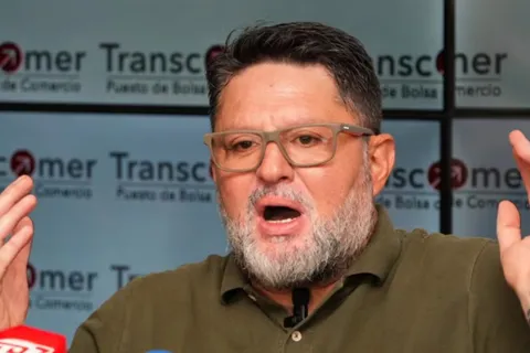 Jafet Soto recibe un duro revés.