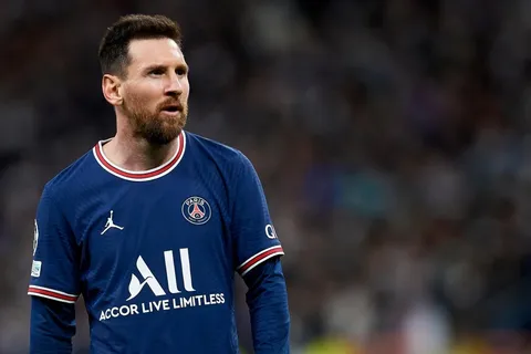 Lionel Messi recibió abucheos de la afición del PSG en el Parque de los Príncipes [VIDEO]