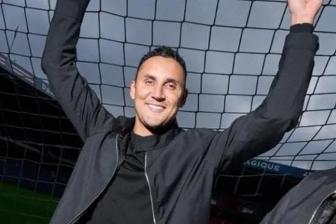 Keylor Navas se pasea por Costa Rica.