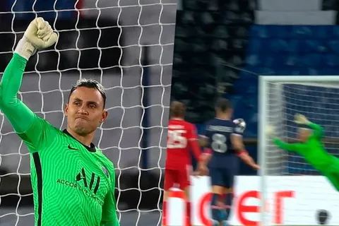 La espectacular tapada de Keylor Navas que le da vida al PSG [VIDEO]
