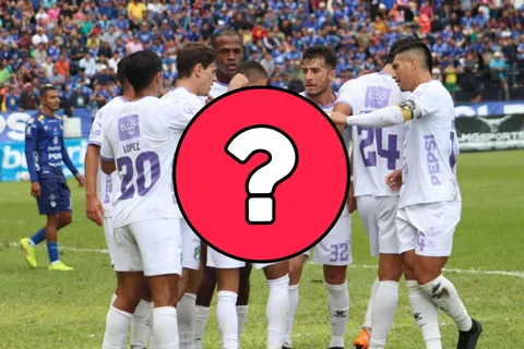 Extranjero en carpeta: el primer fichaje que llegaría a Comunicaciones tras cerrar a Roberto Hernández.