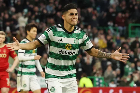 Luis Palma reaccionó y no escondió su motivación tras su gol y triplete de asistencias con el Celtic