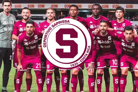 Fue multicampeón en Saprissa, salió entre críticas y ahora es figura en otro grande de Centroamérica: “Callar bocas sabe bien”