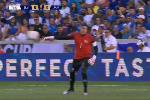 Arquero de La Selecta sí pudo hacer esta vez el truco que le salió mal en el debut