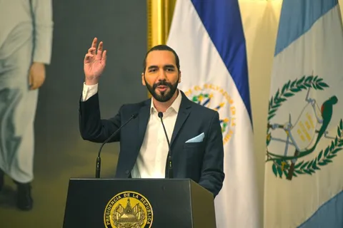 Nayib Bukele: "Nosotros iremos en contra de la marea"