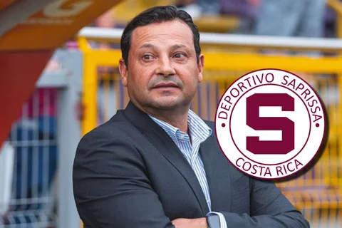 Jeaustin Campos llegó a un arreglo con Saprissa.