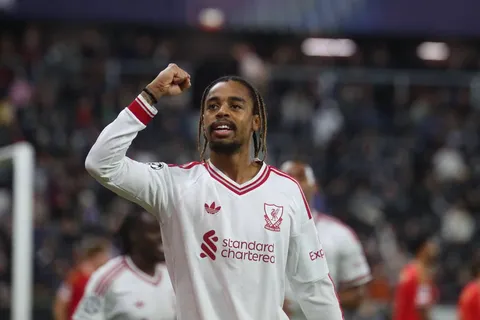 Barcola respondió a 342 minutos sin goles ni asistencias con su primer triplete ante LASK