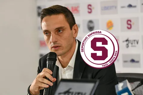 saprissa-sergio gila en conferencia