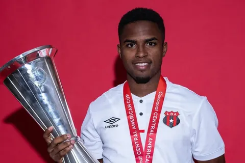 Kenyel Michel es agradecido con Alajuelense.