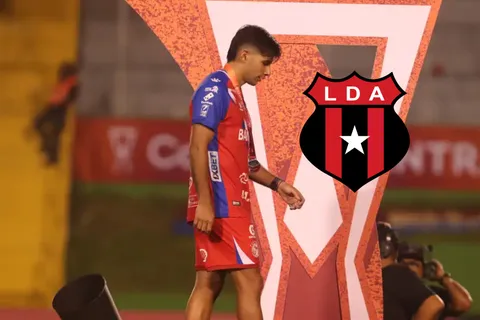Chucho López deja mensaje que ilusiona a Xelajú MC luego de perder contra Alajuelense la final de la Copa Centroamericana