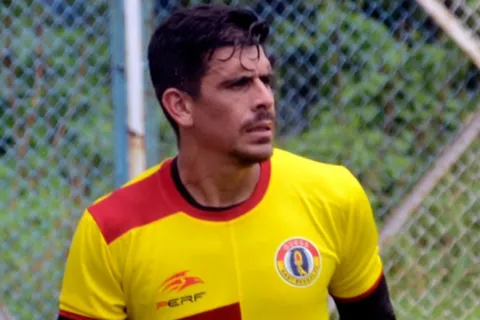 Johnny Acosta reconoce con qué equipo de Costa Rica ha tenido pláticas